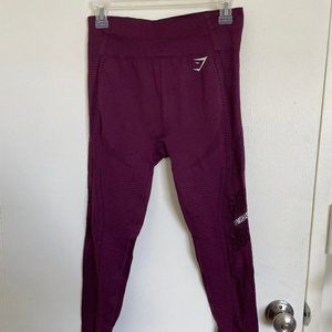 L Maroon Gymshark leggings